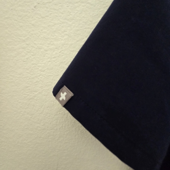 Figs Catarina Scrub top XS Navy Core color - Picture 3 of 4